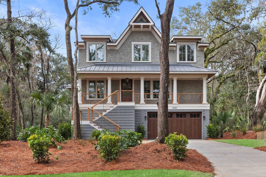 2727 Old Oak Walk