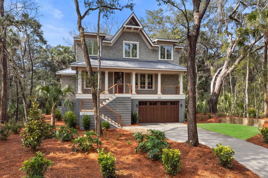 2727 Old Oak Walk