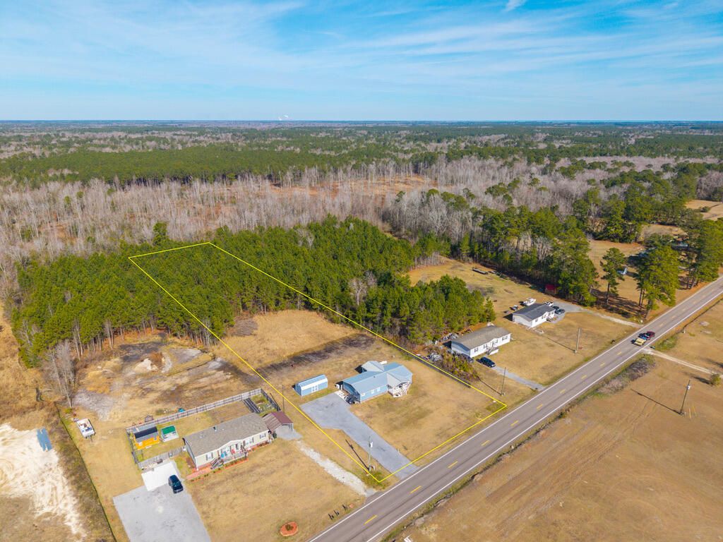 Photo of 2332 Cooper Store Road, Moncks Corner, SC 29461 (MLS # 26002649)