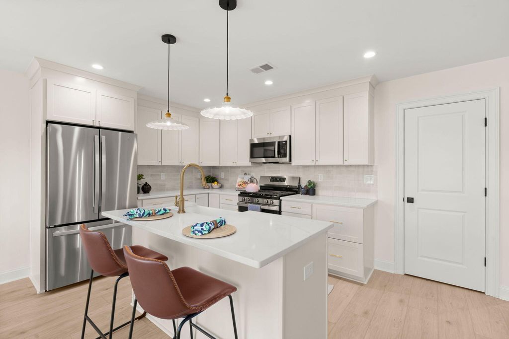 Photo of 929 Battery Avenue, Charleston, SC 29407 (MLS # 25026696)