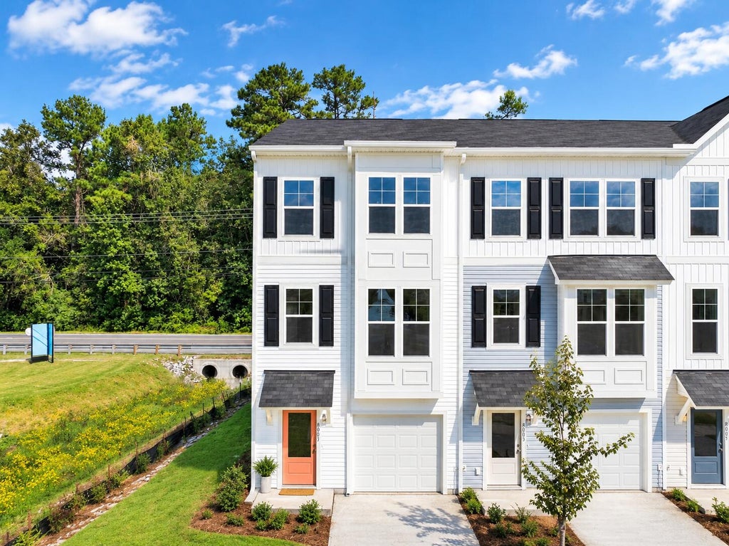 Photo of 8001 Caswell Court, Ladson, SC 29456 (MLS # 26029324)