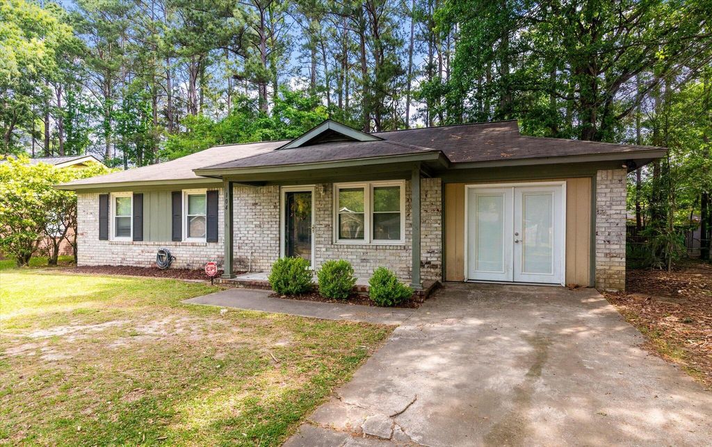 Photo of 104 Duncan Court, Summerville, SC 29486 (MLS # 26011989)