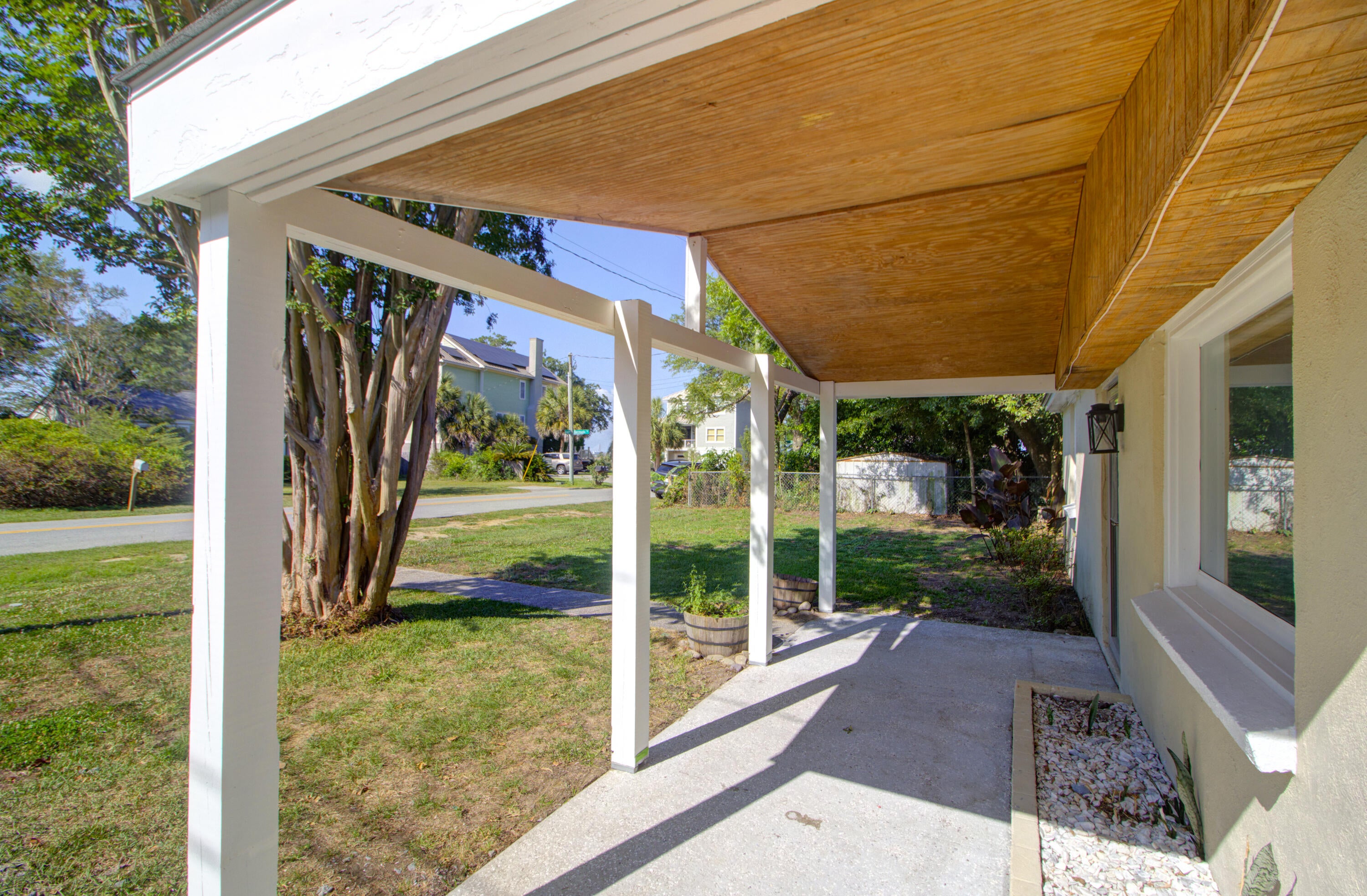 1509 Inland Avenue