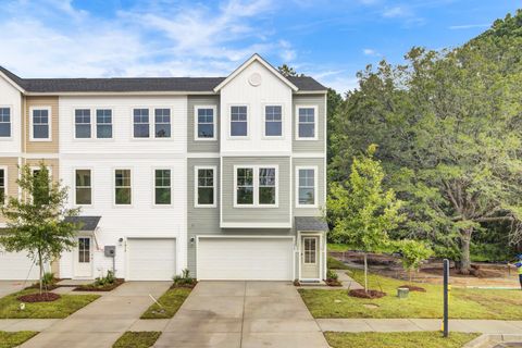 Photo of 505 Caledon Court, Johns Island, SC 29455 (MLS # 25027341)