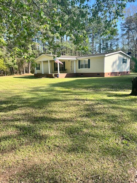 704 Feathers Lane