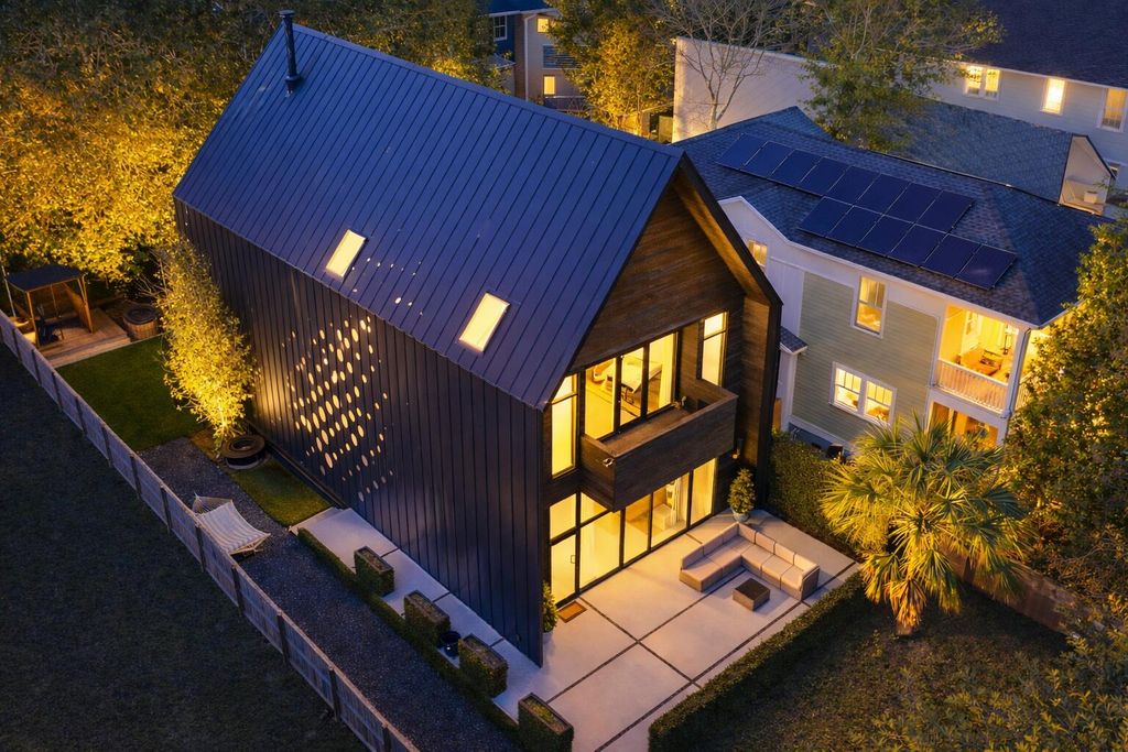 Photo of 124 Grove Street, Charleston, SC 29403 (MLS # 26007015)