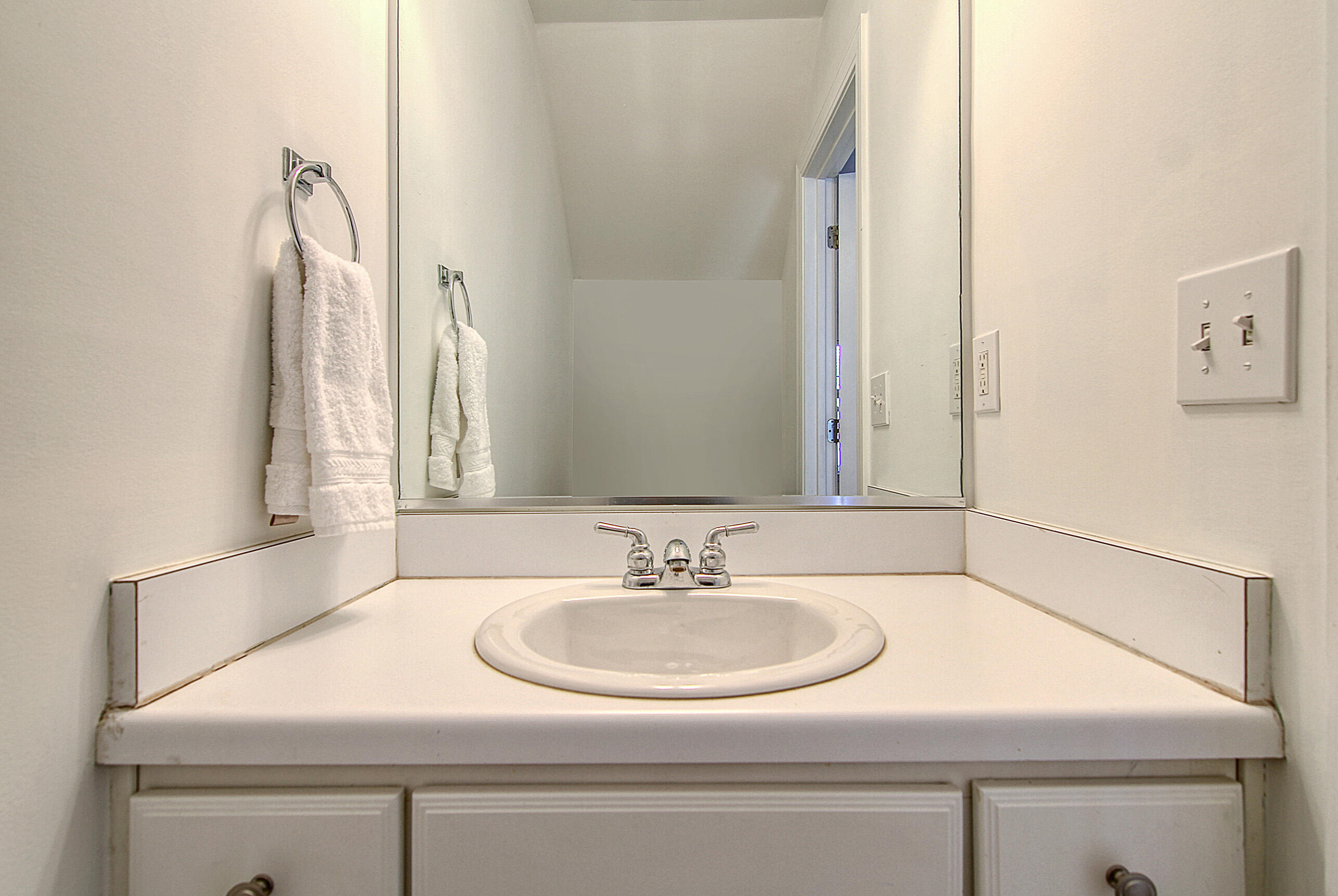 Photo 16 of 41 of 1737 Brittlebush Lane townhome