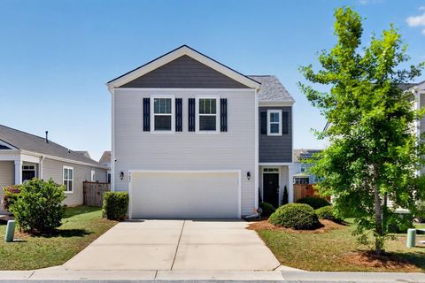Photo of 9697 Crofton Drive, Ladson, SC 29456 (MLS # 26014866)