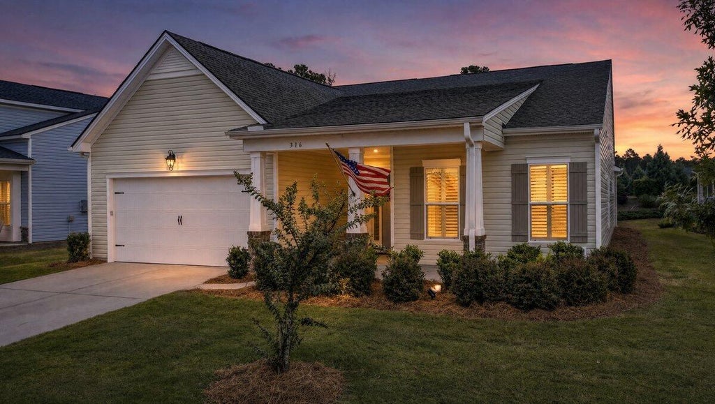 Photo of 316 Tupelo Lake Drive, Summerville, SC 29486 (MLS # 26028148)