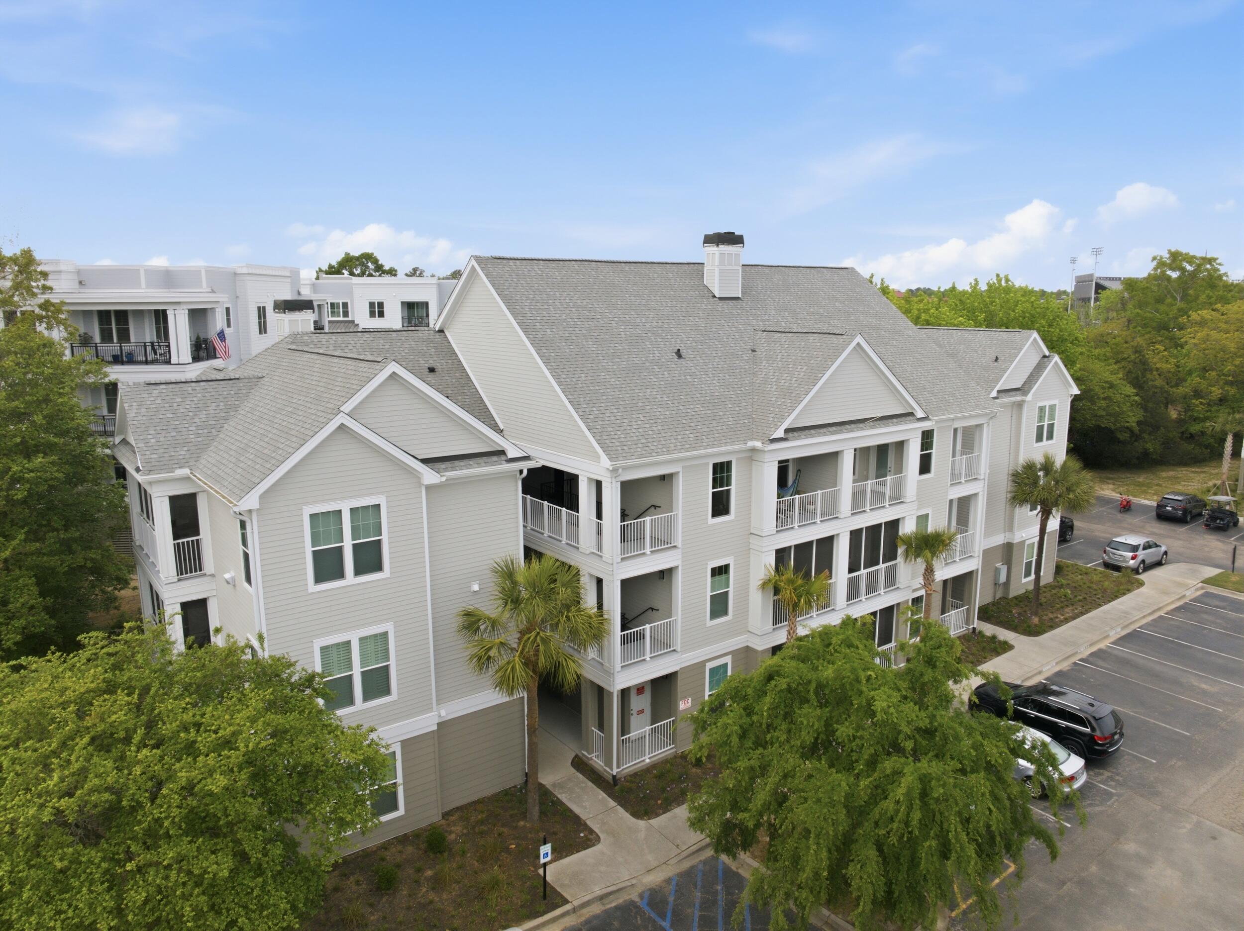 130 River Landing Drive 10302