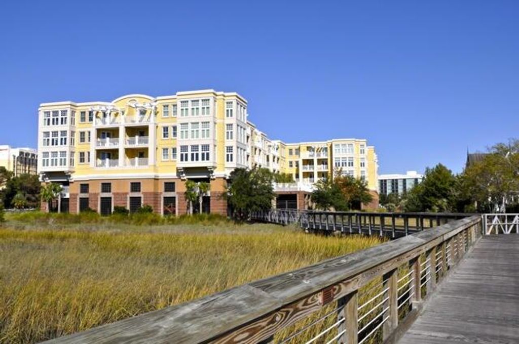 Photo of 5009 Old Bridgeview Lane #5009, Charleston, SC 29403 (MLS # 26010946)