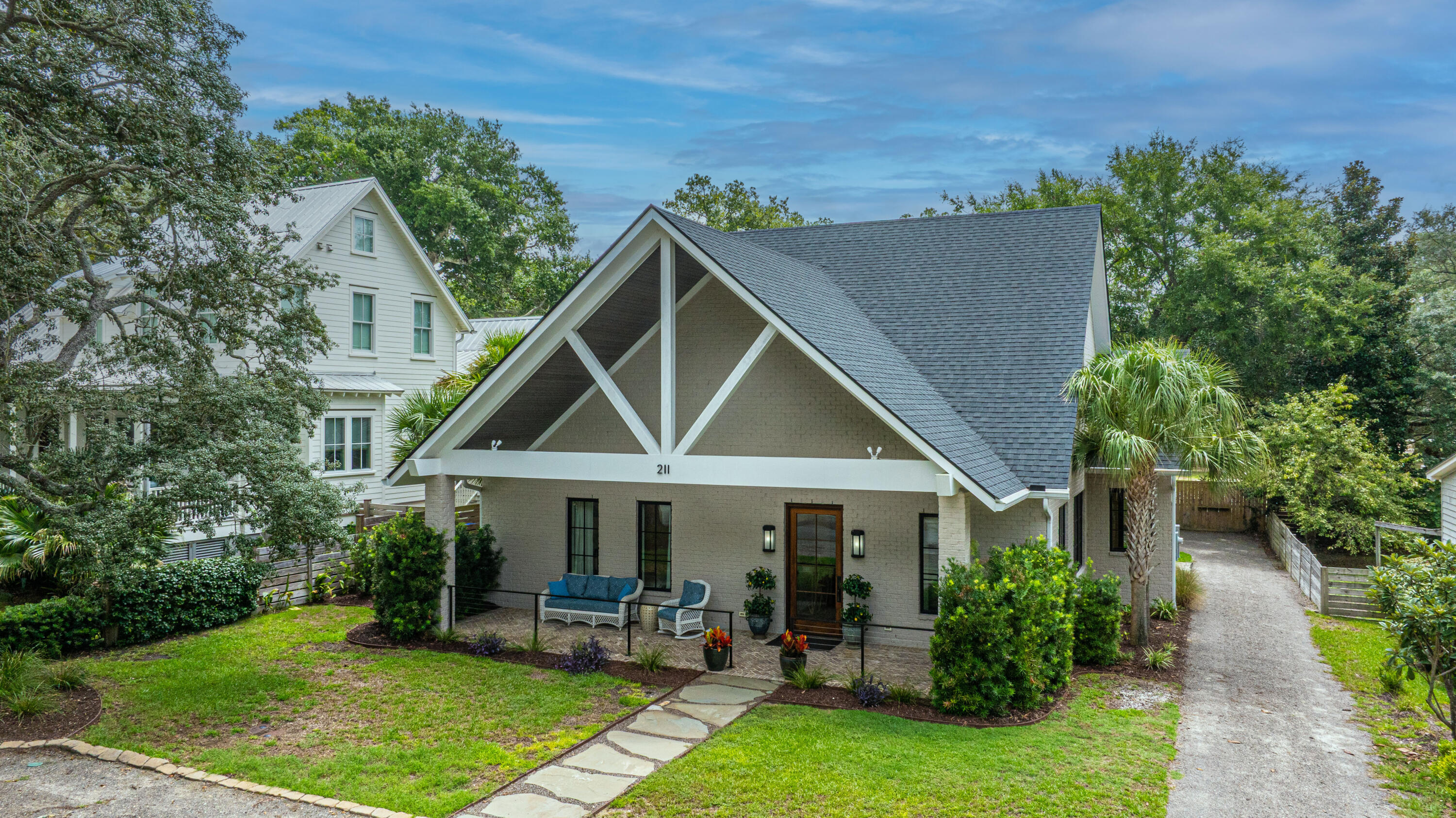 211 Freeman Street