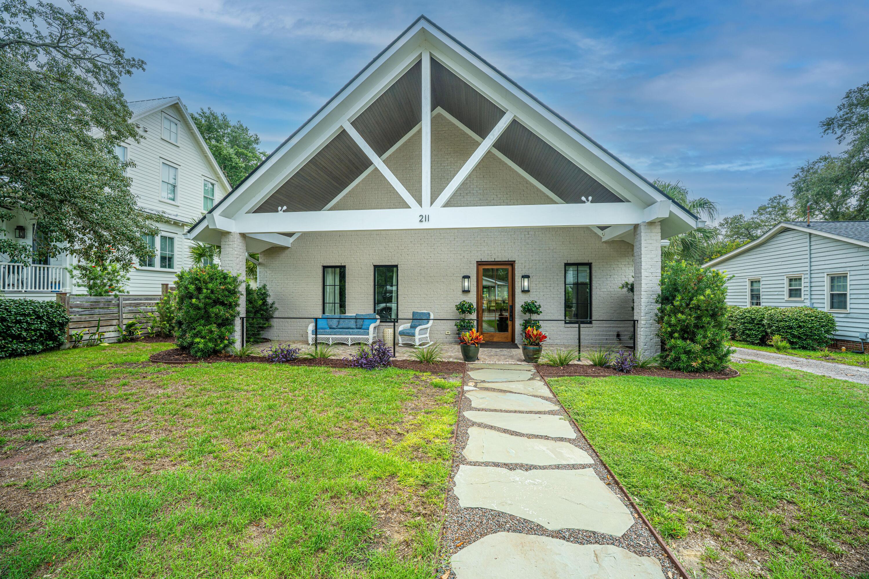 211 Freeman Street