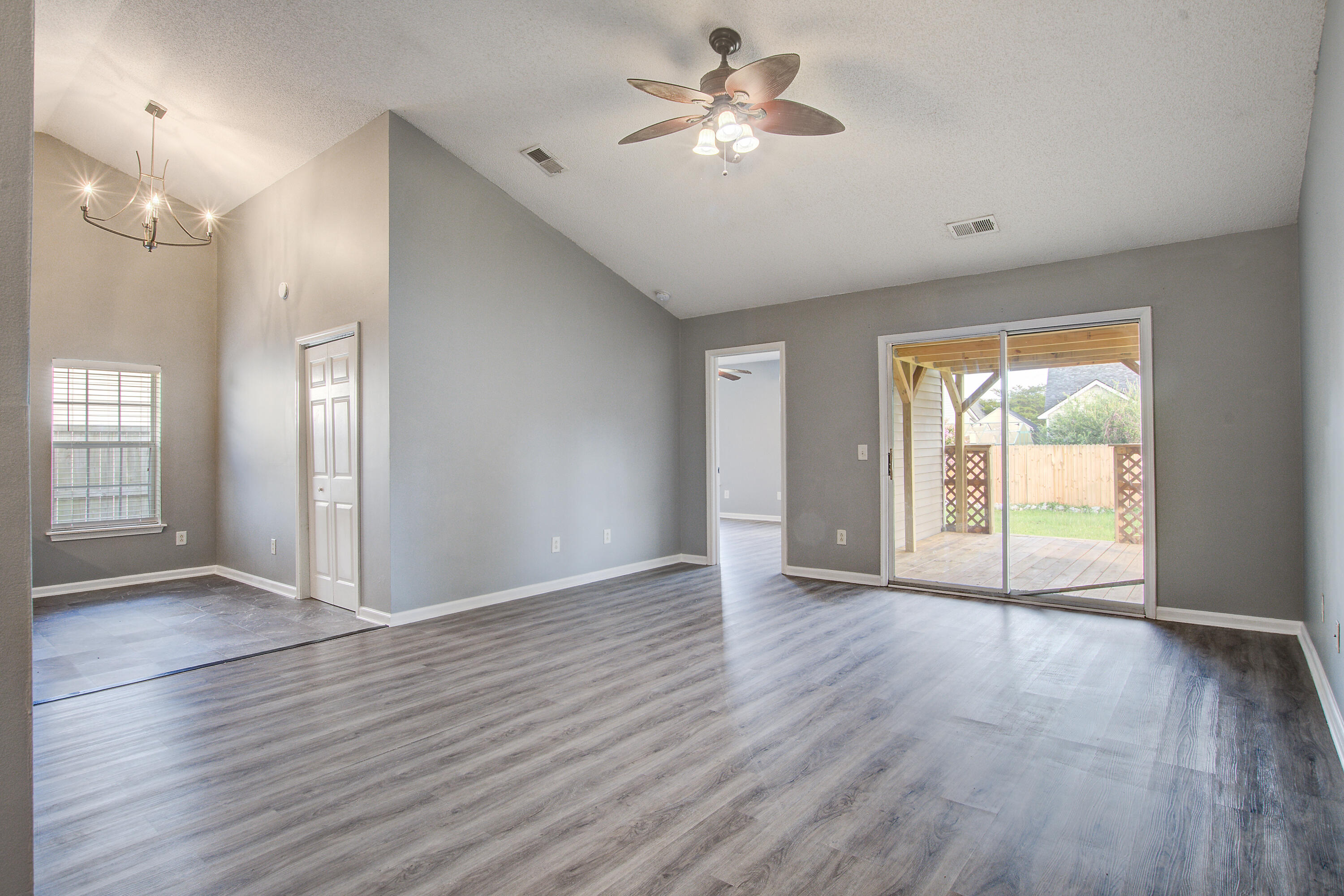 109 Dovetail Circle