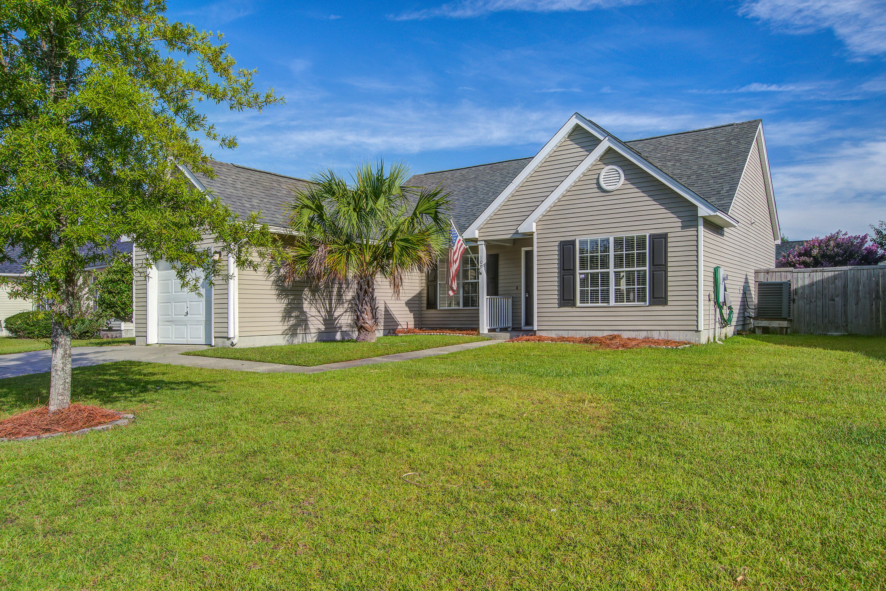 109 Dovetail Circle