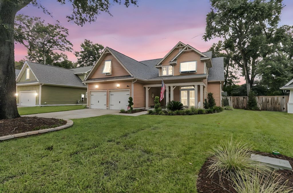 Photo of 808 Waxwood Lane, Charleston, SC 29412 (MLS # 25028013)