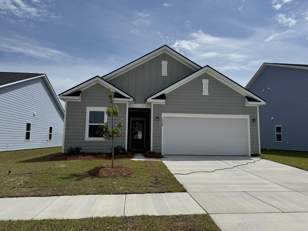 Photo of 4008 Lemon Grass Lane, Ravenel, SC 29470 (MLS # 26013433)
