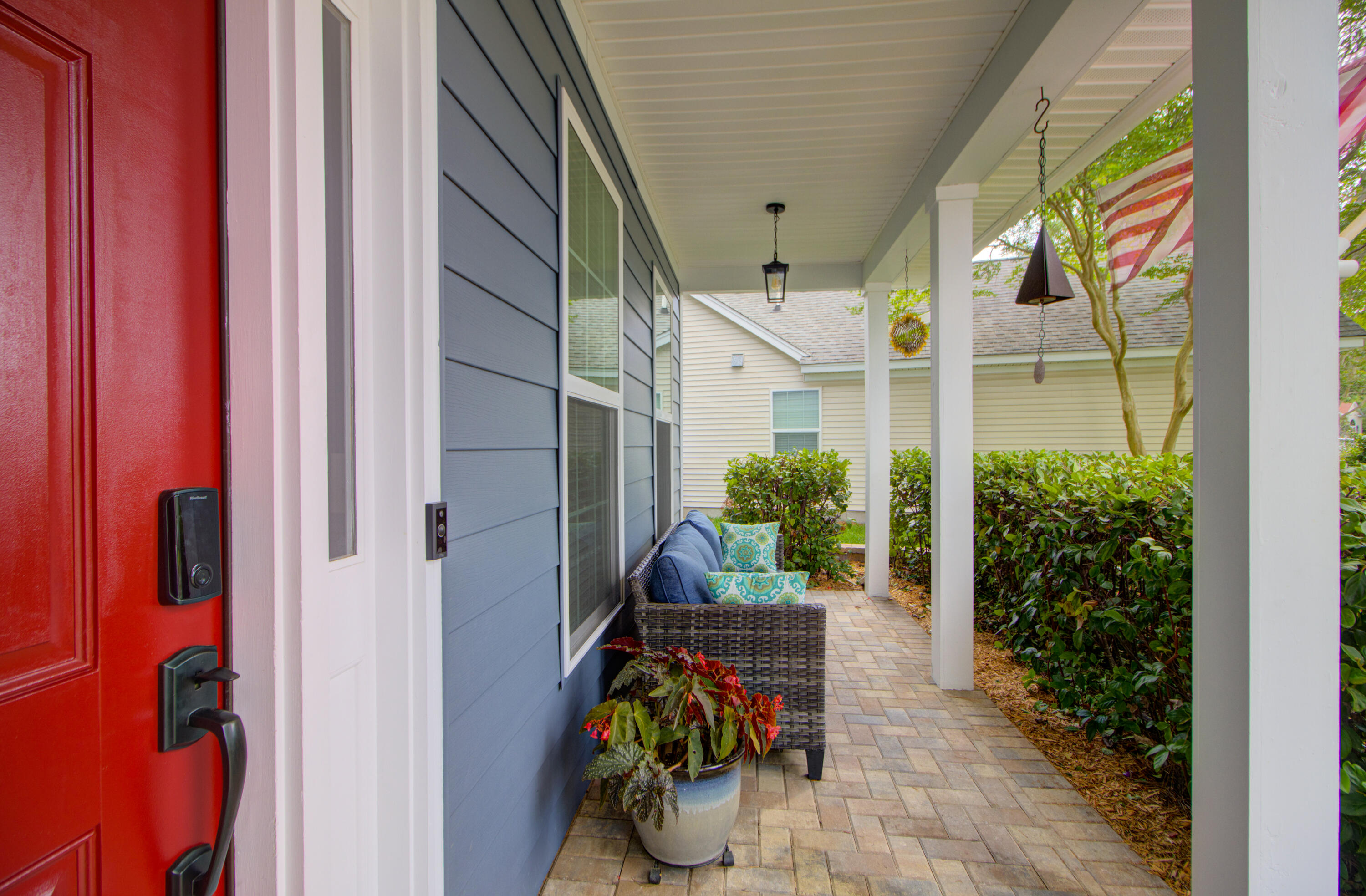 325 Jardinere Walk