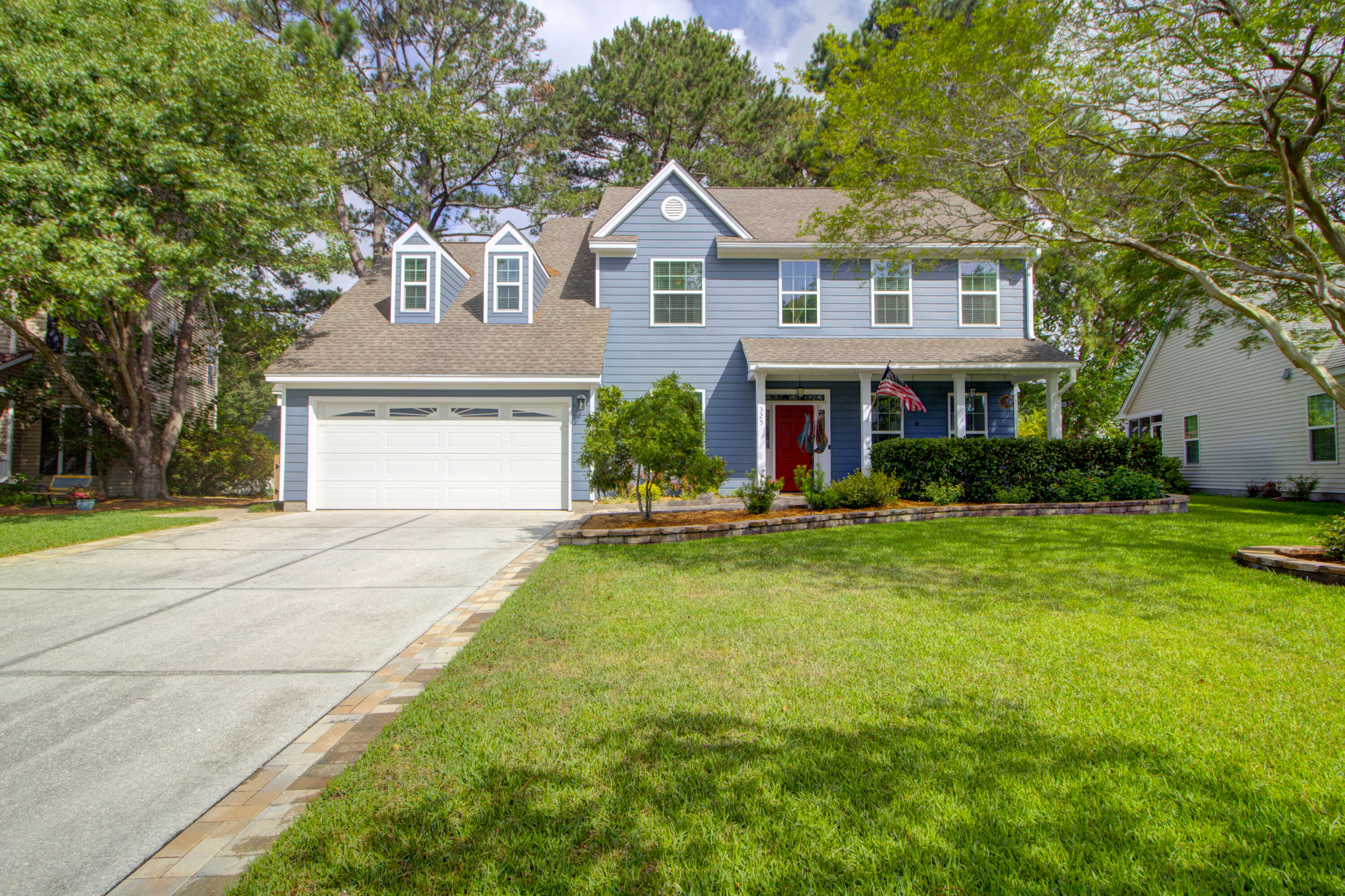 325 Jardinere Walk