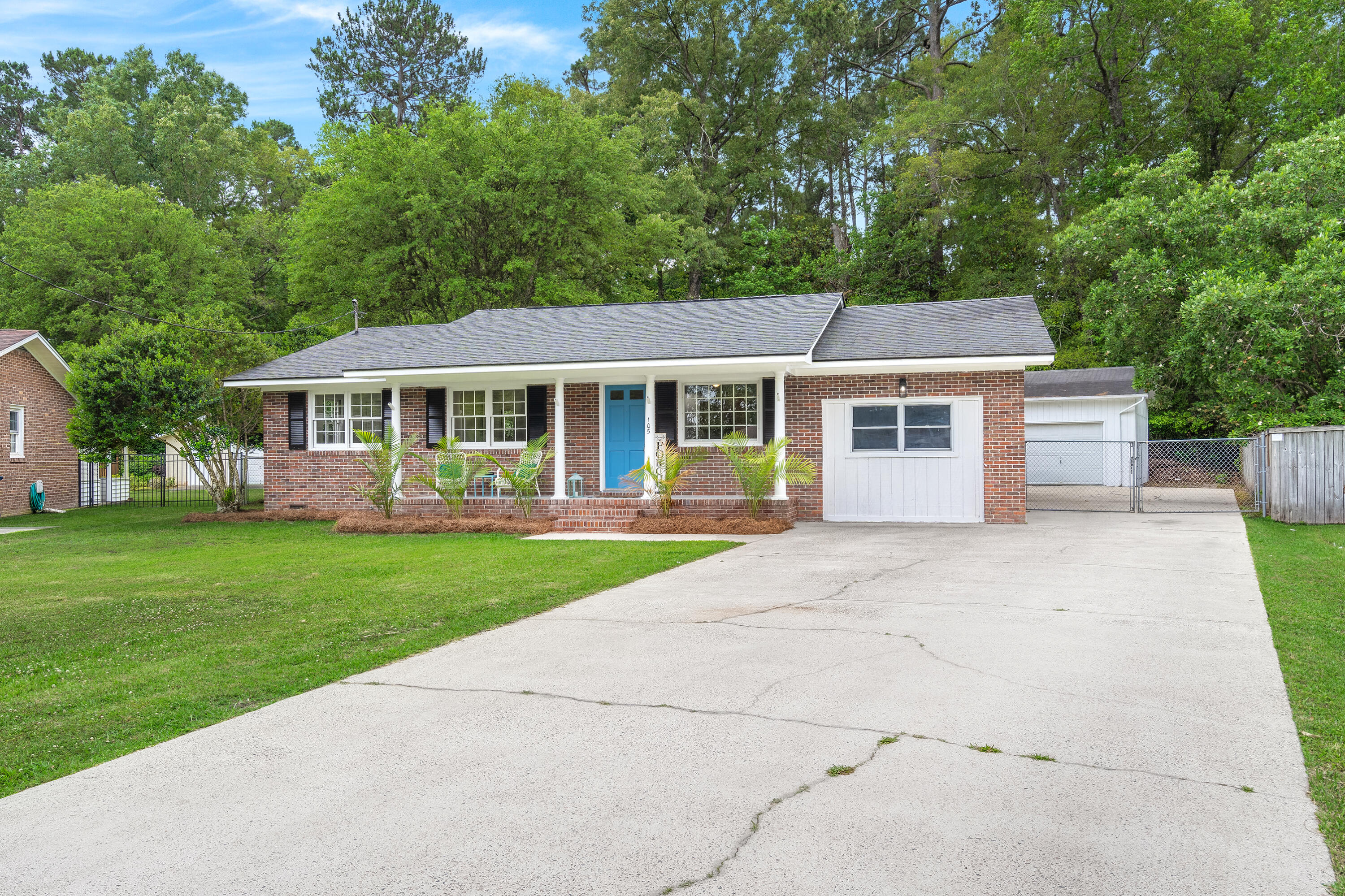 105 Bermuda Court