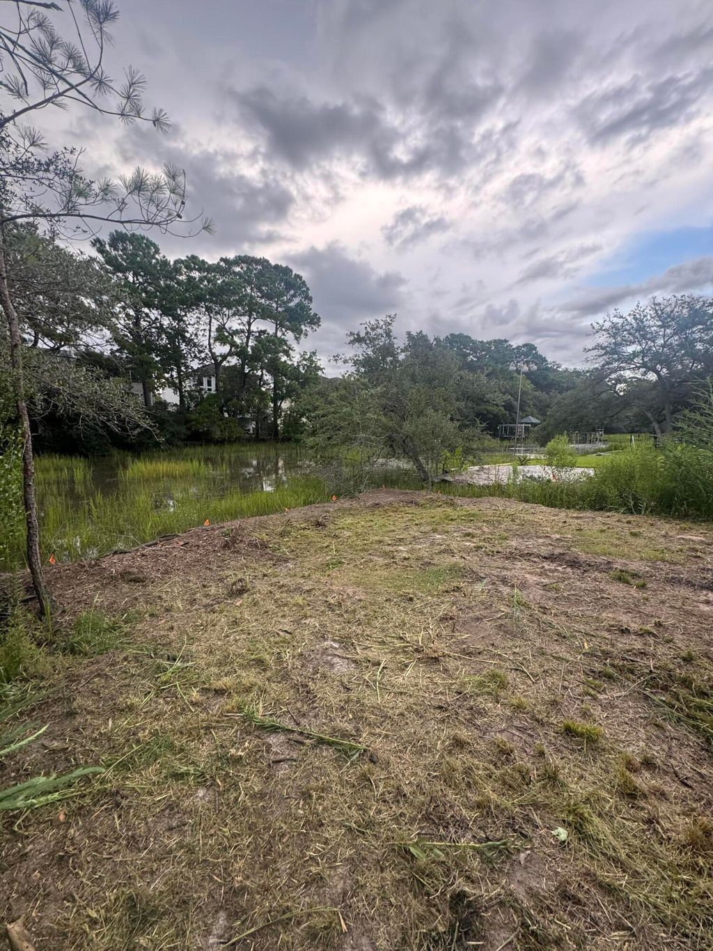 Photo of 3020 S Shore Drive, Charleston, SC 29407 (MLS # 25023645)