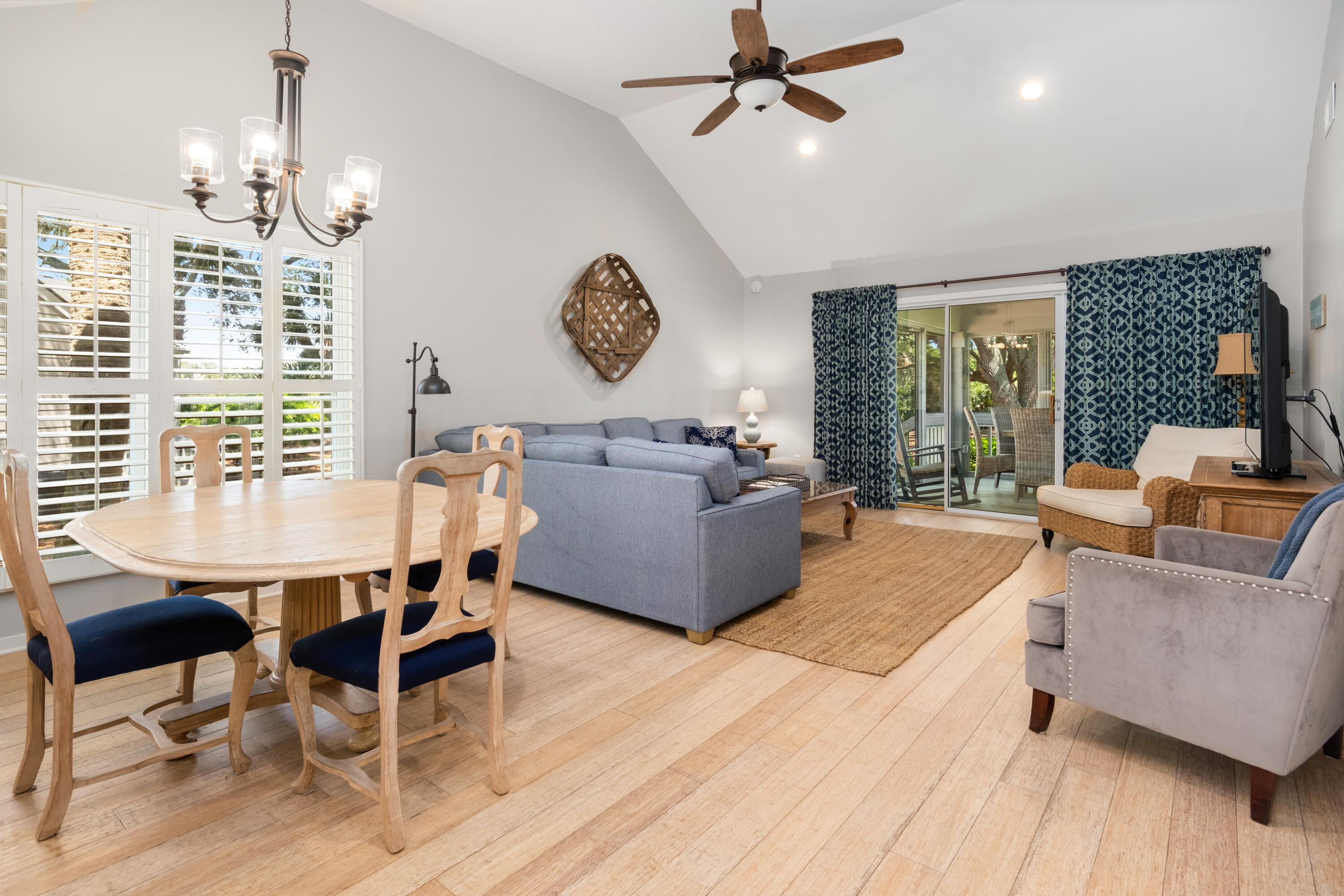 447 Double Eagle Trace