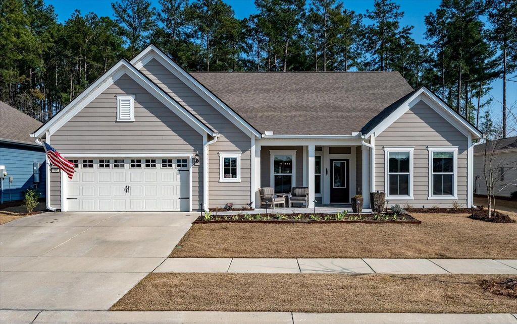 Photo of 706 Spring Highlands Drive, Summerville, SC 29486 (MLS # 26006256)