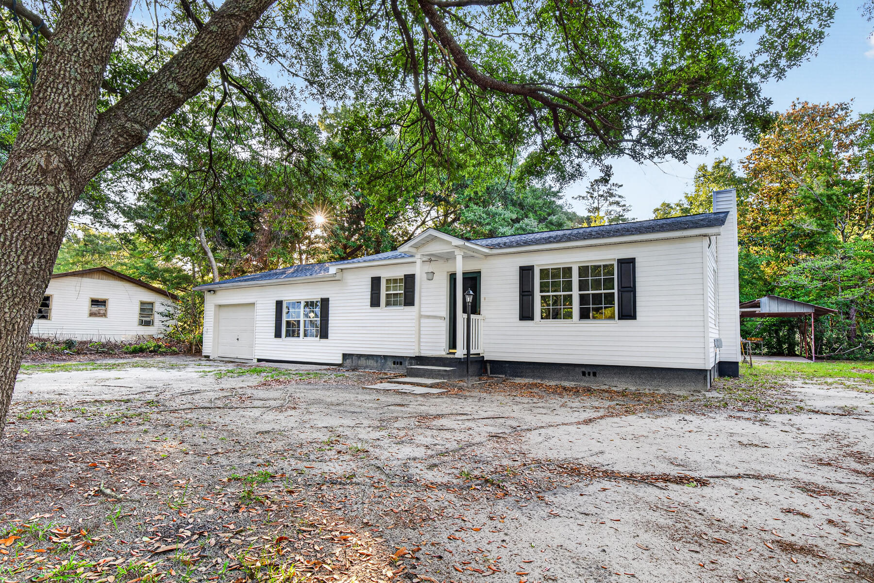 727 Levee Drive