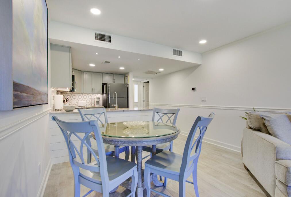 2909 Atrium Villa, 9
