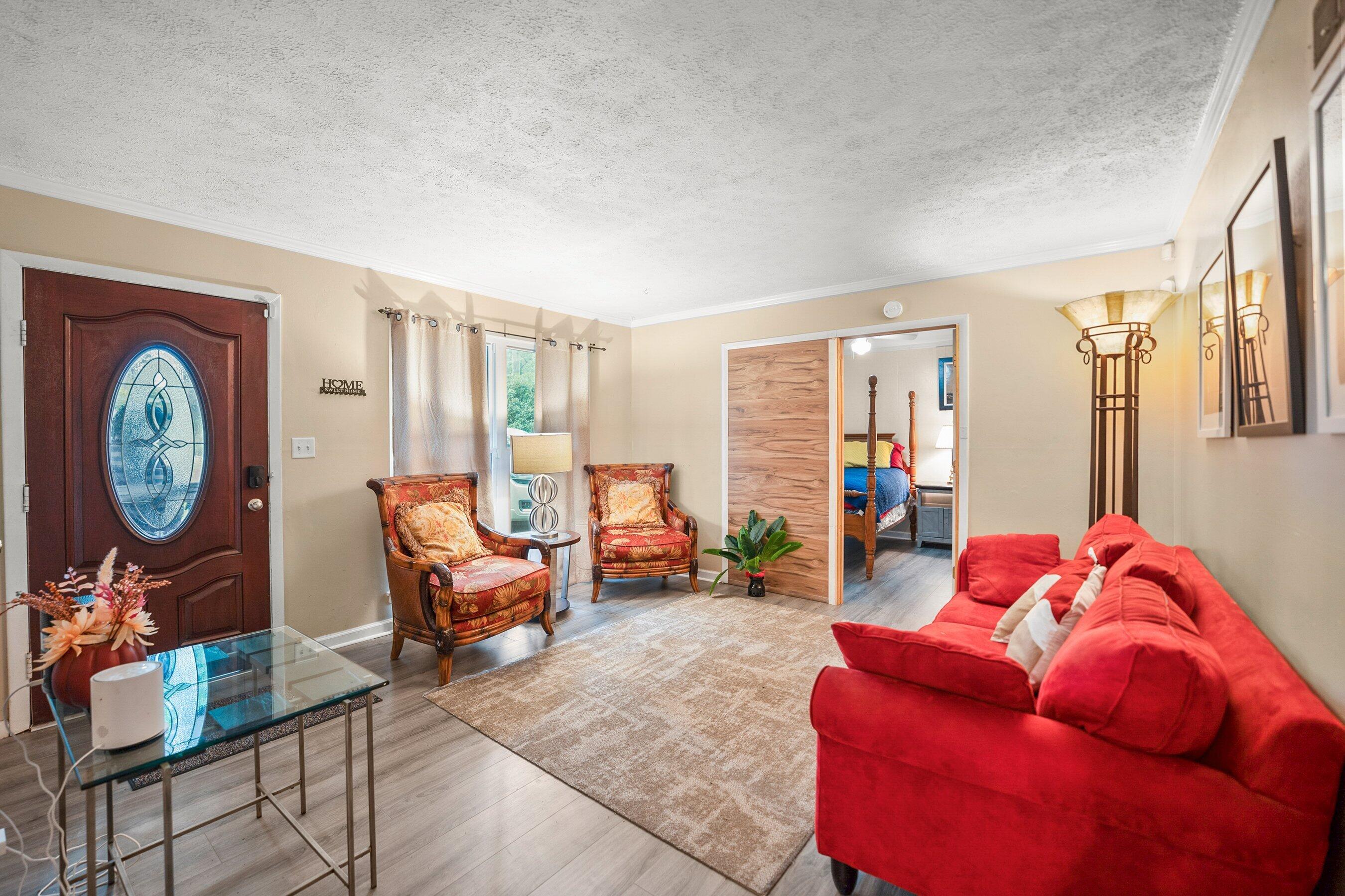 1507 Ivy Lane