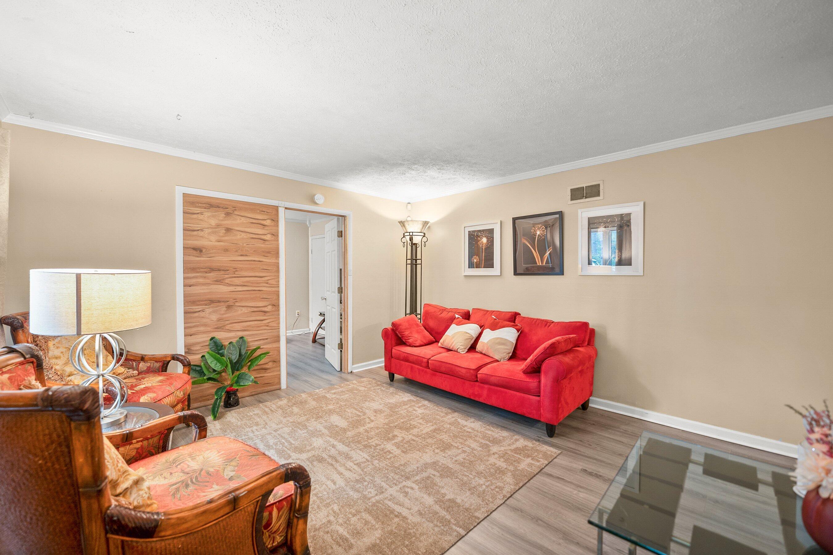 1507 Ivy Lane