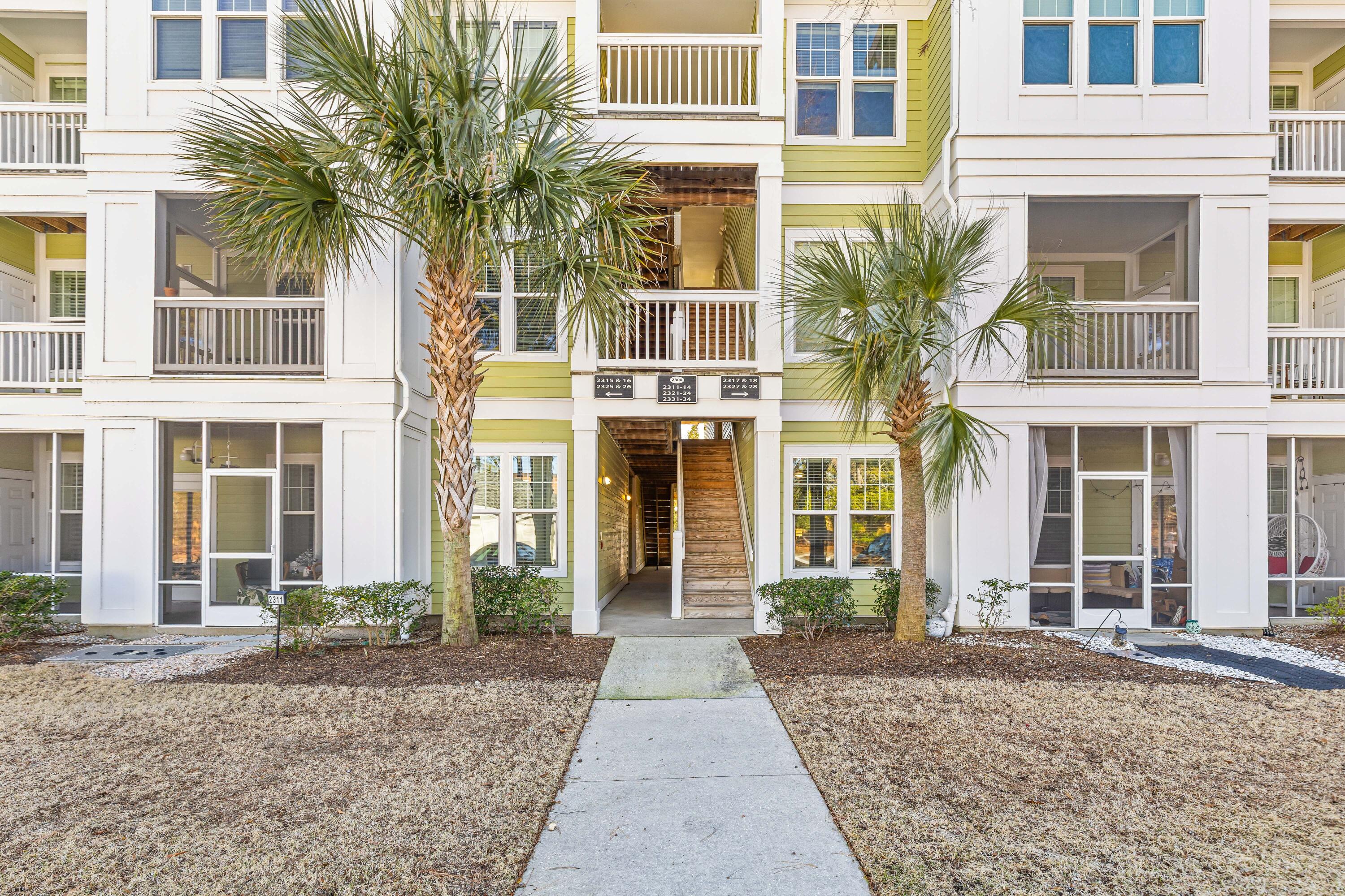 2322 Chatelain Way