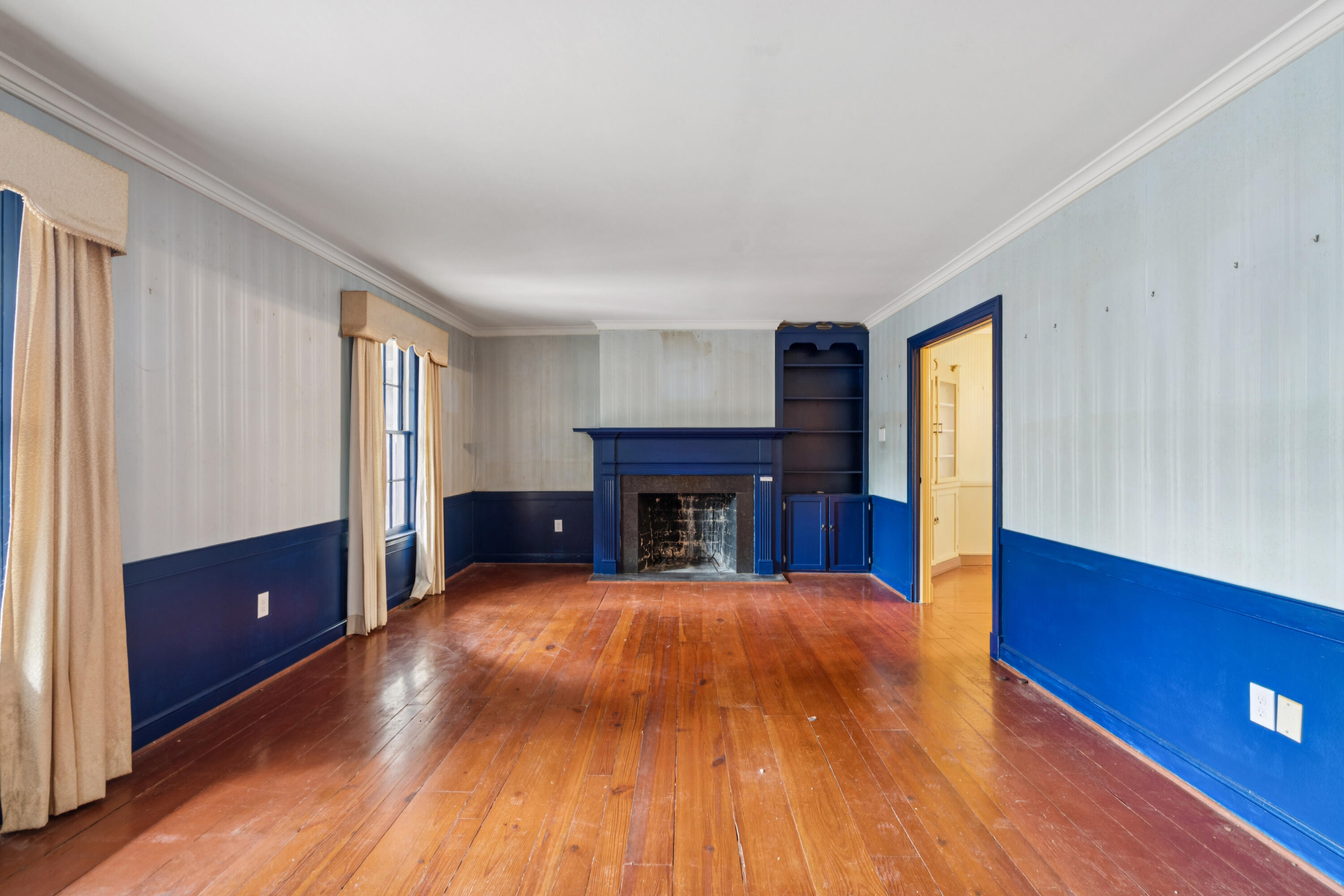 34 N Adgers Wharf