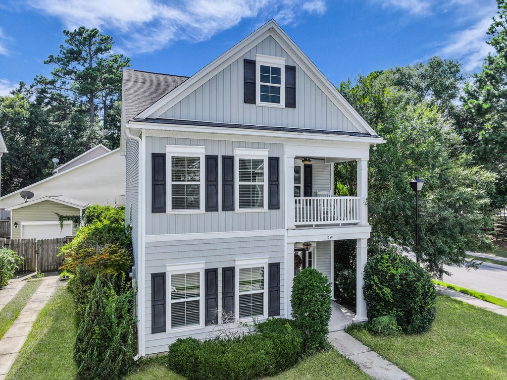Photo of 1749 Towne Street, Johns Island, SC 29455 (MLS # 26001071)
