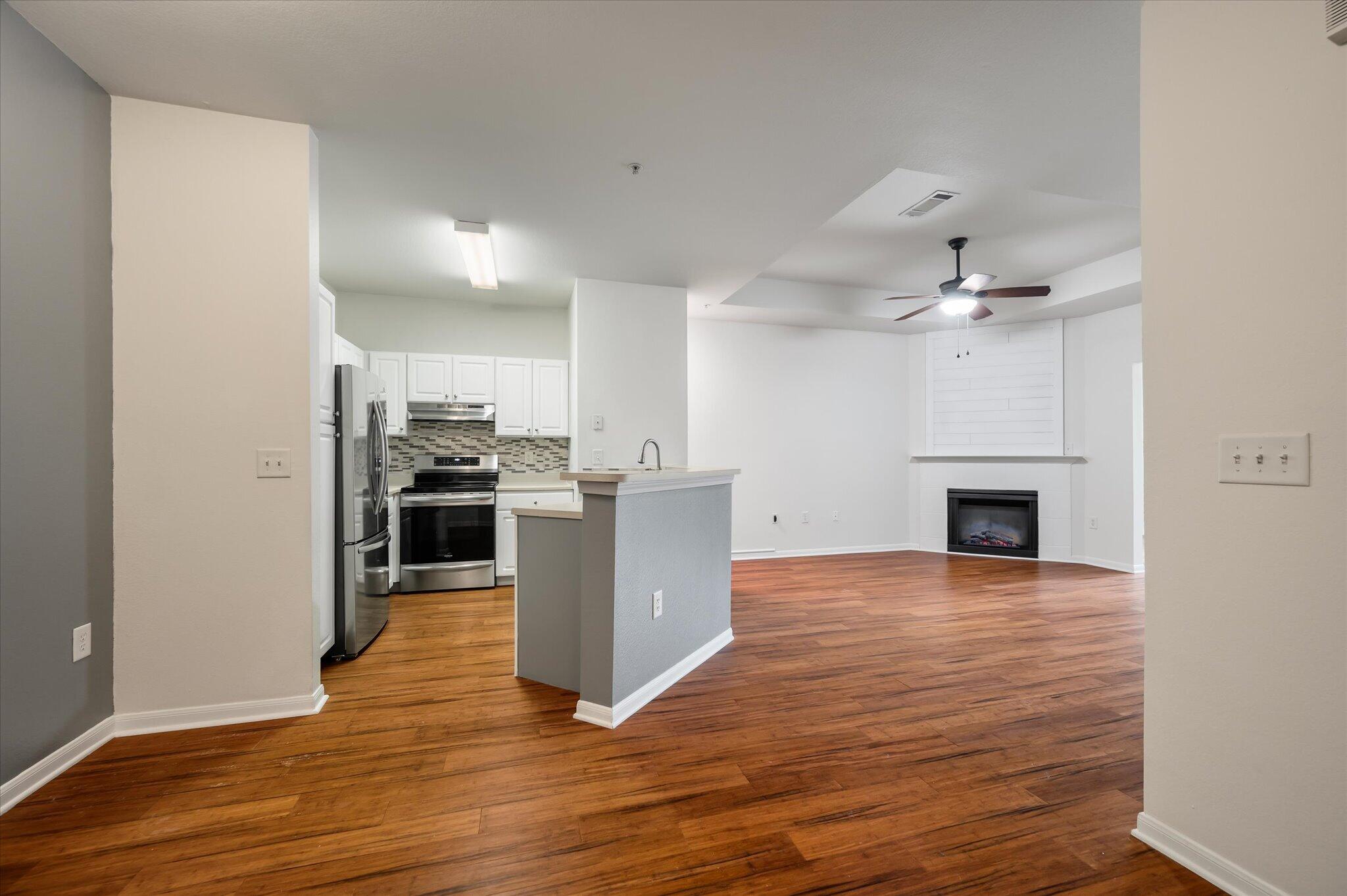 60 Fenwick Hall Alley 331