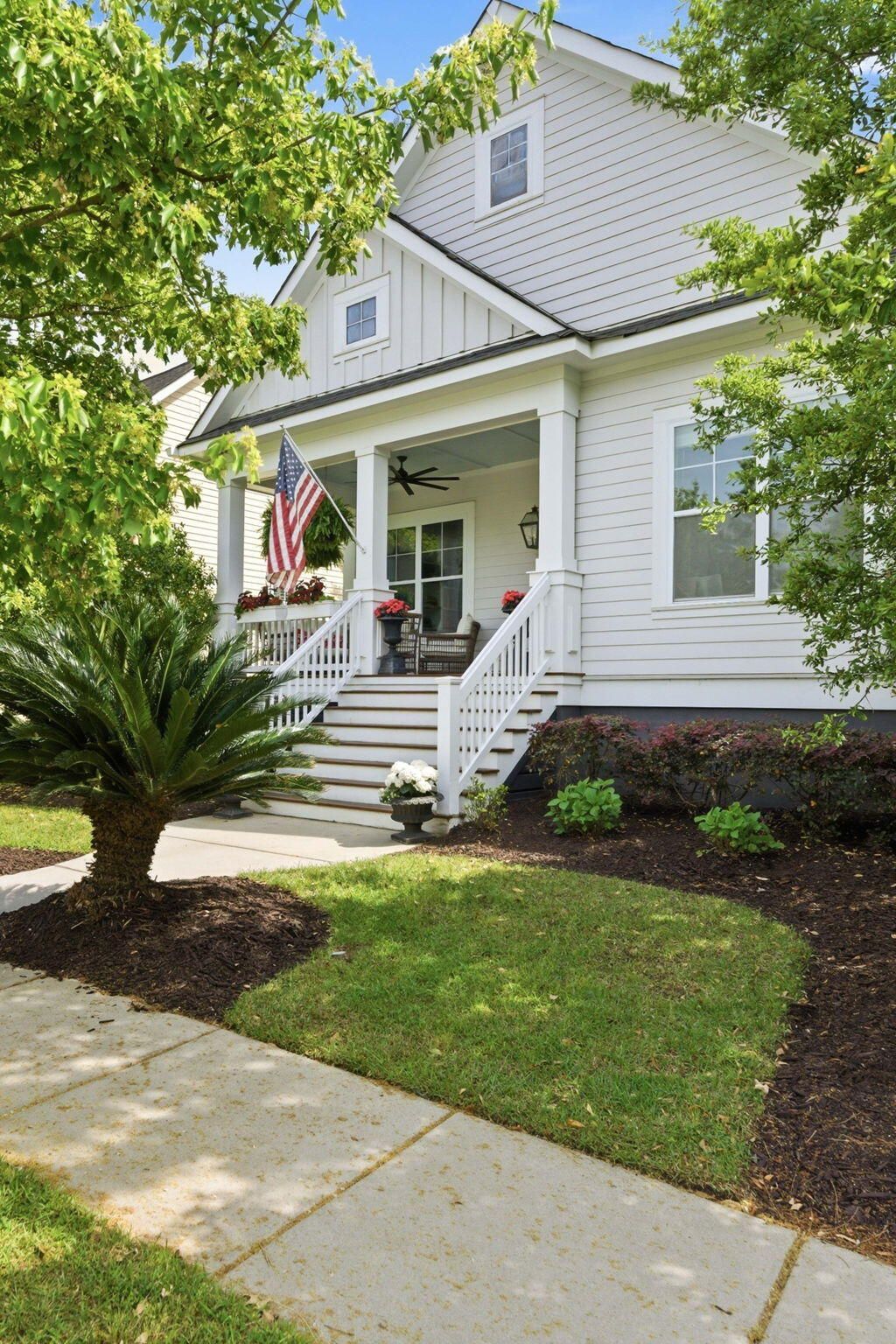 Photo of 2511 Gatewood Street, Charleston, SC 29492 (MLS # 26011347)