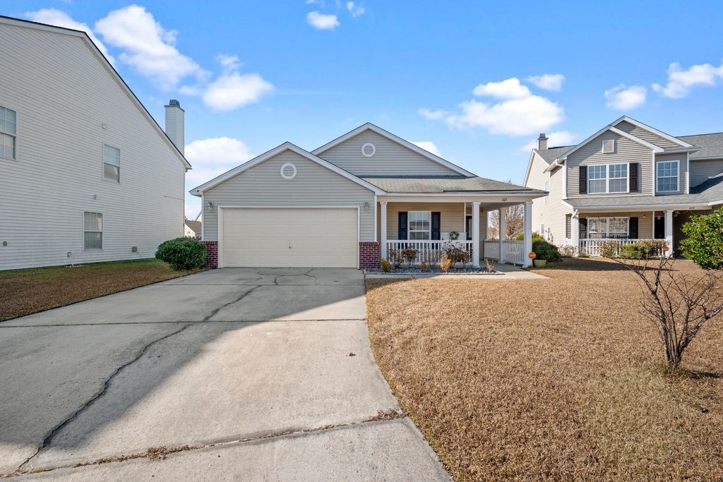 Photo of 105 Ripley Court, Summerville, SC 29483 (MLS # 26000593)