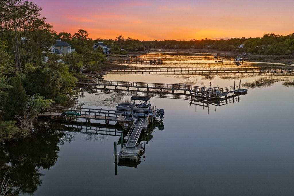 Photo of 3556 Henrietta Hartford Road, Mount Pleasant, SC 29466 (MLS # 26012175)