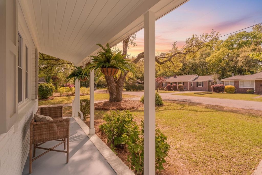 Photo of 512 Risher Street, Charleston, SC 29407 (MLS # 26009567)