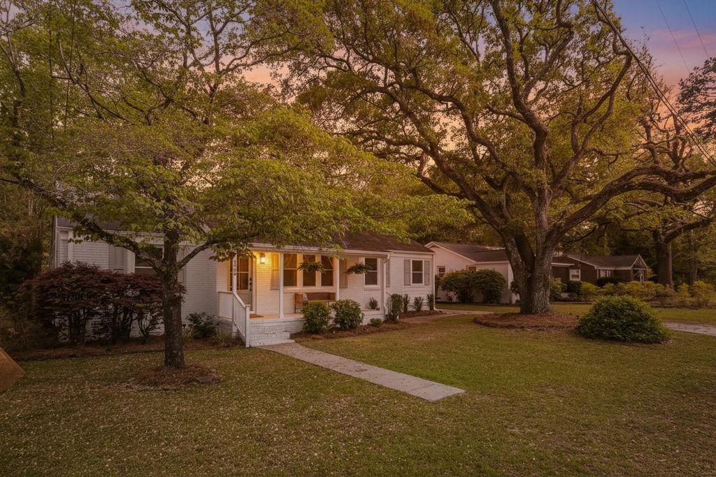 Photo of 512 Risher Street, Charleston, SC 29407 (MLS # 26009567)