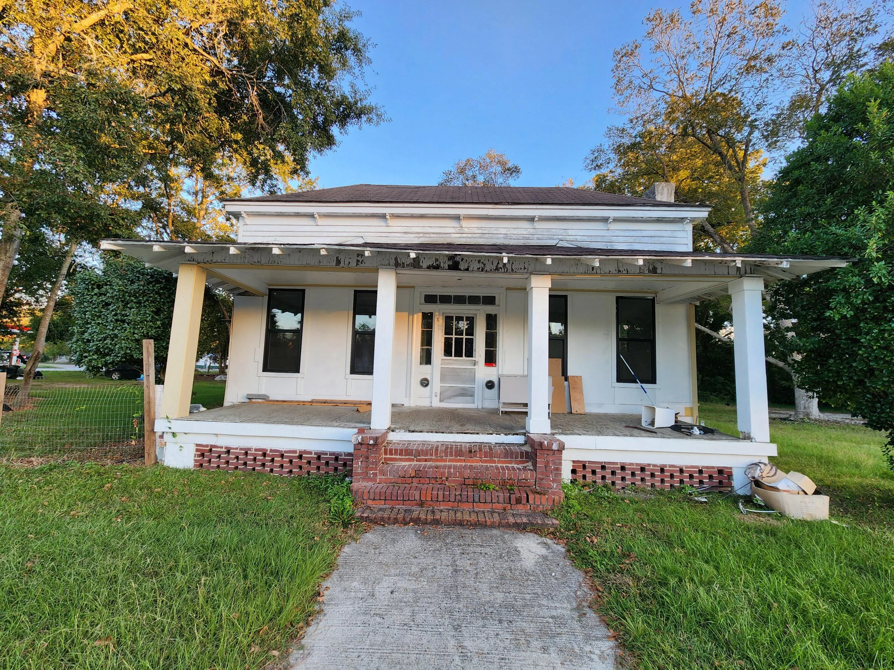905 Peak Street
