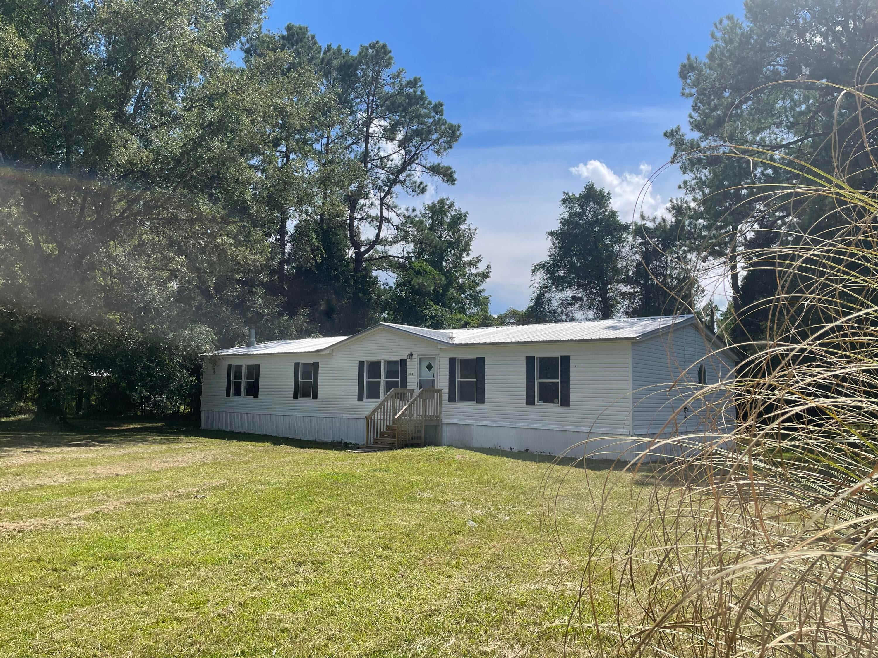 198 Dove Lane