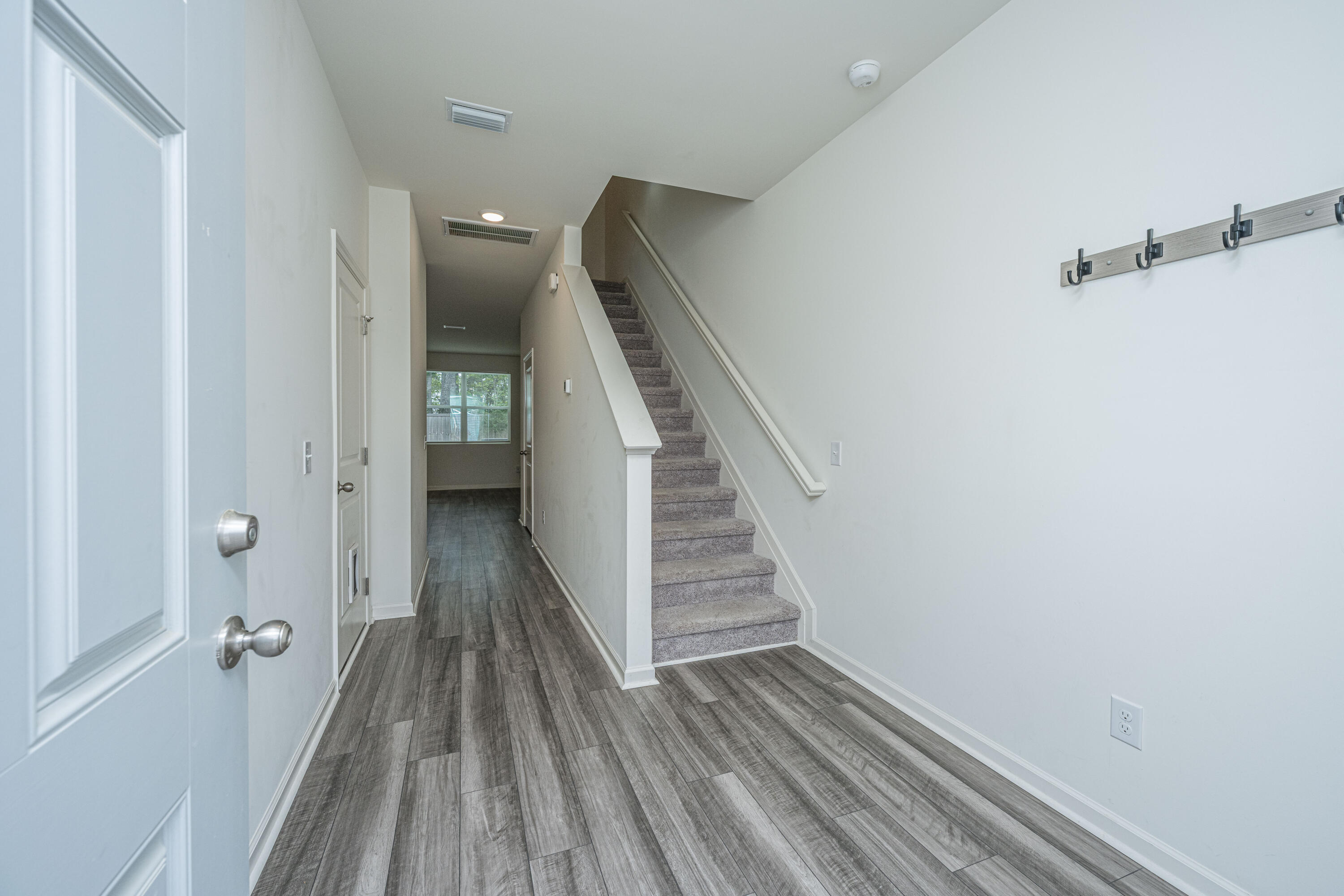 2102 Scarlett Maple Street