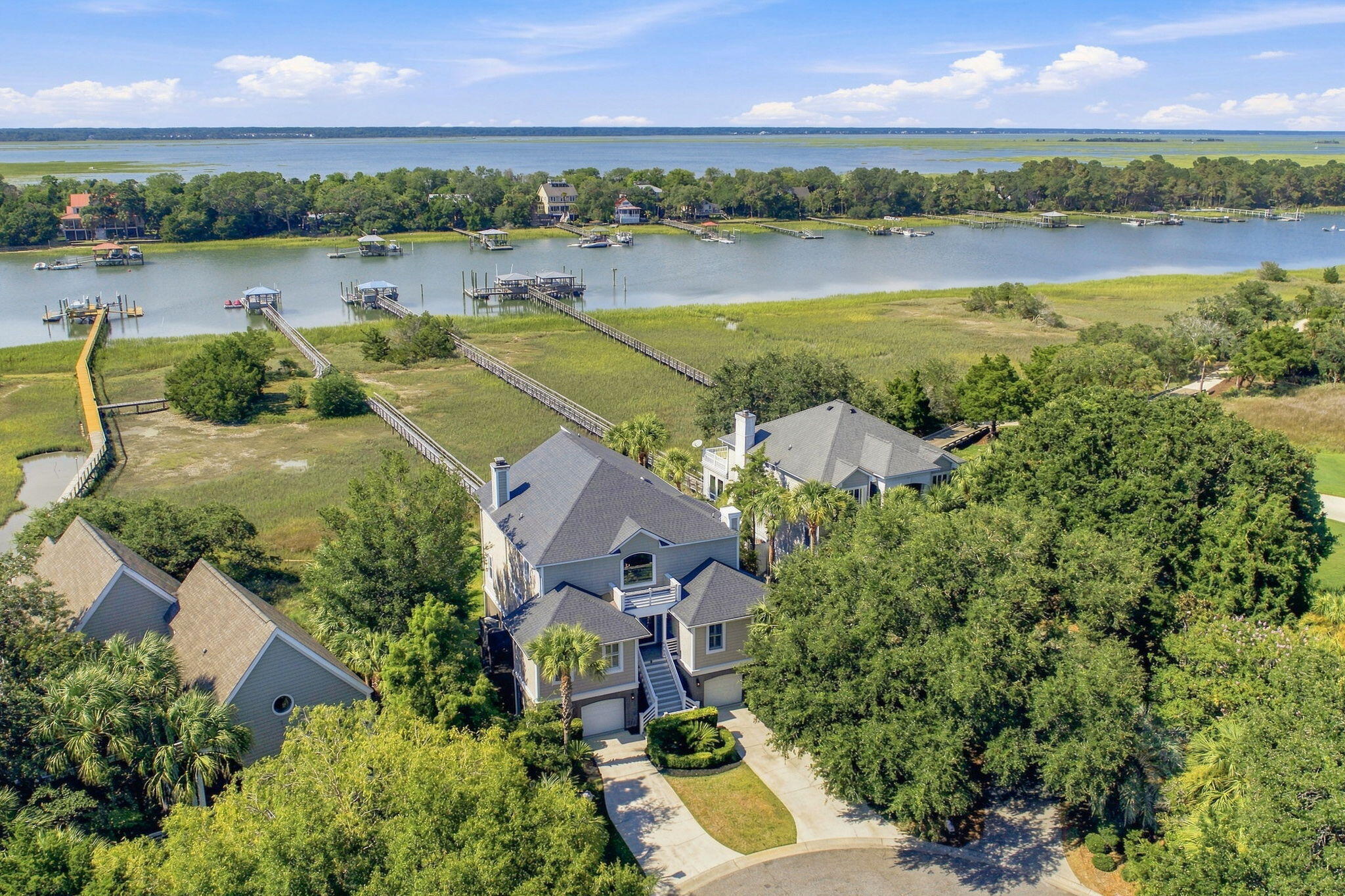 8 Ensign Court