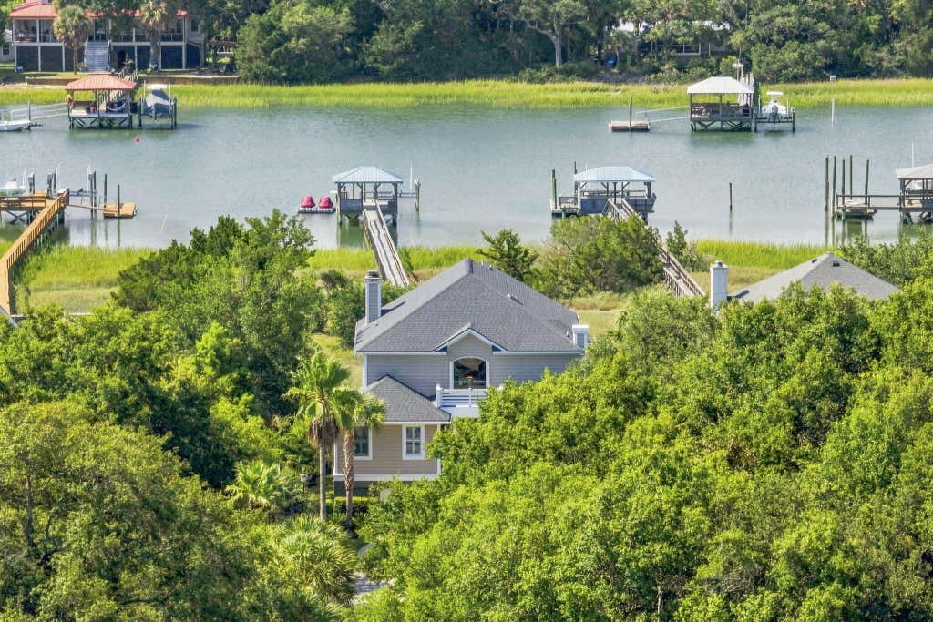 Photo of 8 Ensign Court, Isle of Palms, SC 29451 (MLS # 26023870)