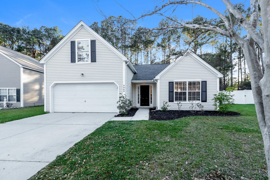 Photo of 9068 Fieldstone Trce, Summerville, SC 29485 (MLS # 26001946)