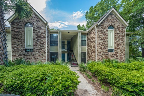 Photo of 1839 Villa Maison #B, Mount Pleasant, SC 29464 (MLS # 26021443)
