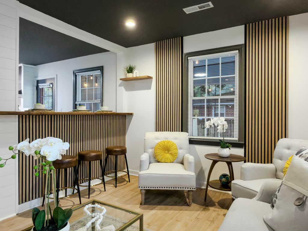 Photo of 2632 Ridgewood Avenue, Charleston, SC 29414 (MLS # 26009565)