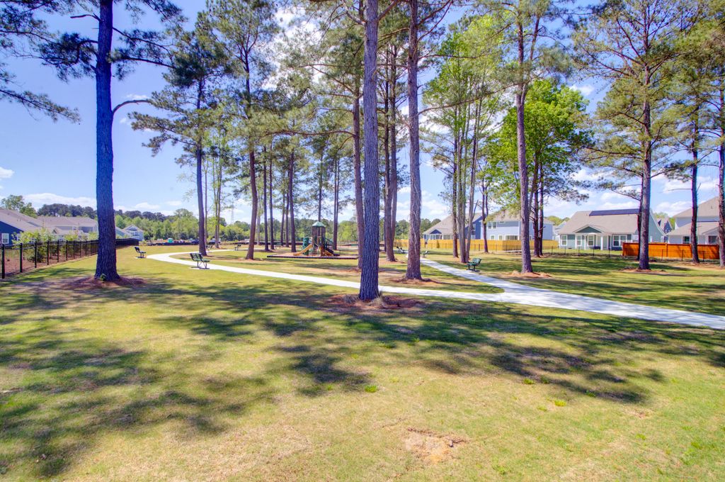 Photo of 107 Abbey Terrace Road, Moncks Corner, SC 29461 (MLS # 26009752)