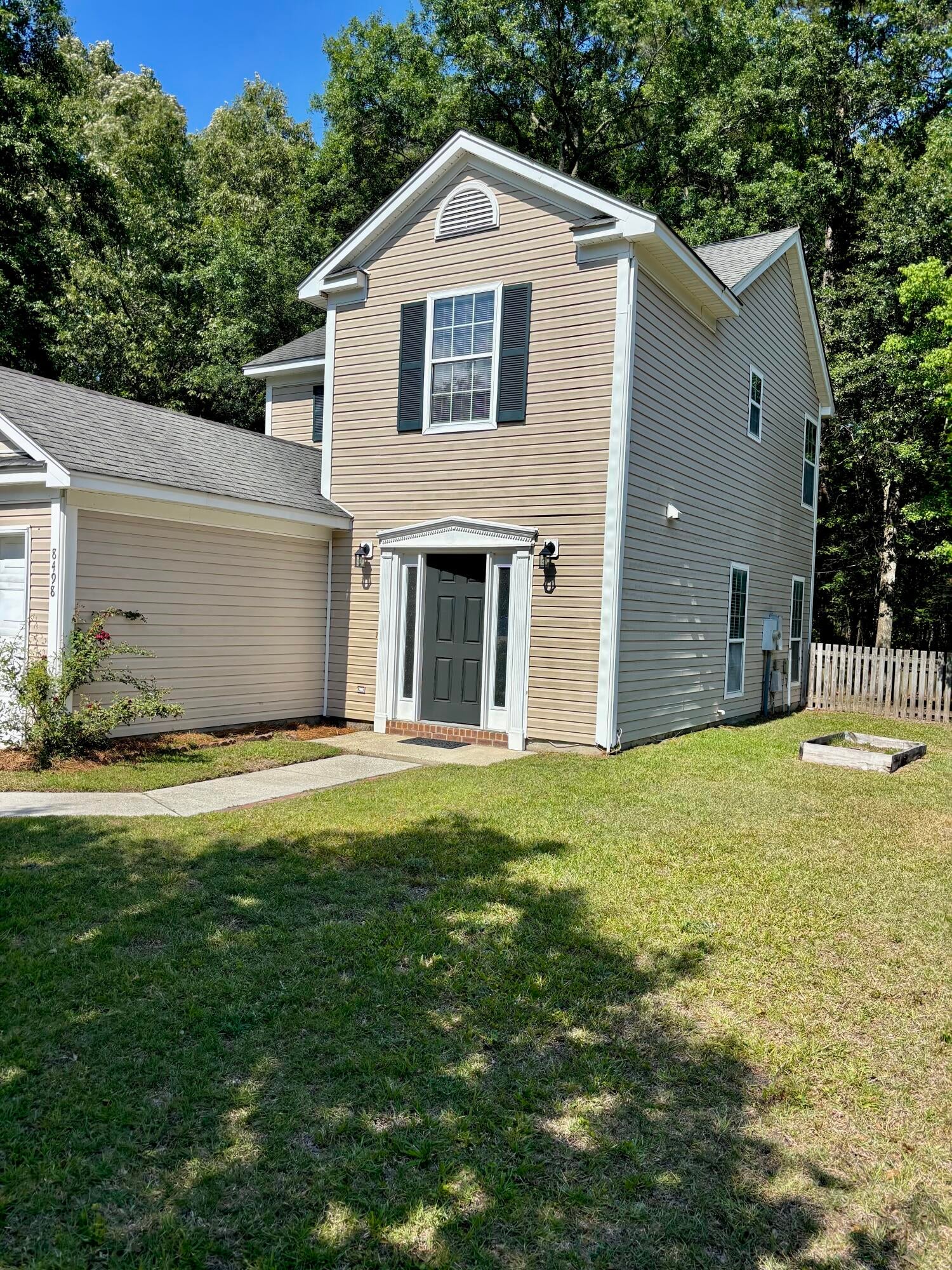 8498 William Moultrie Drive